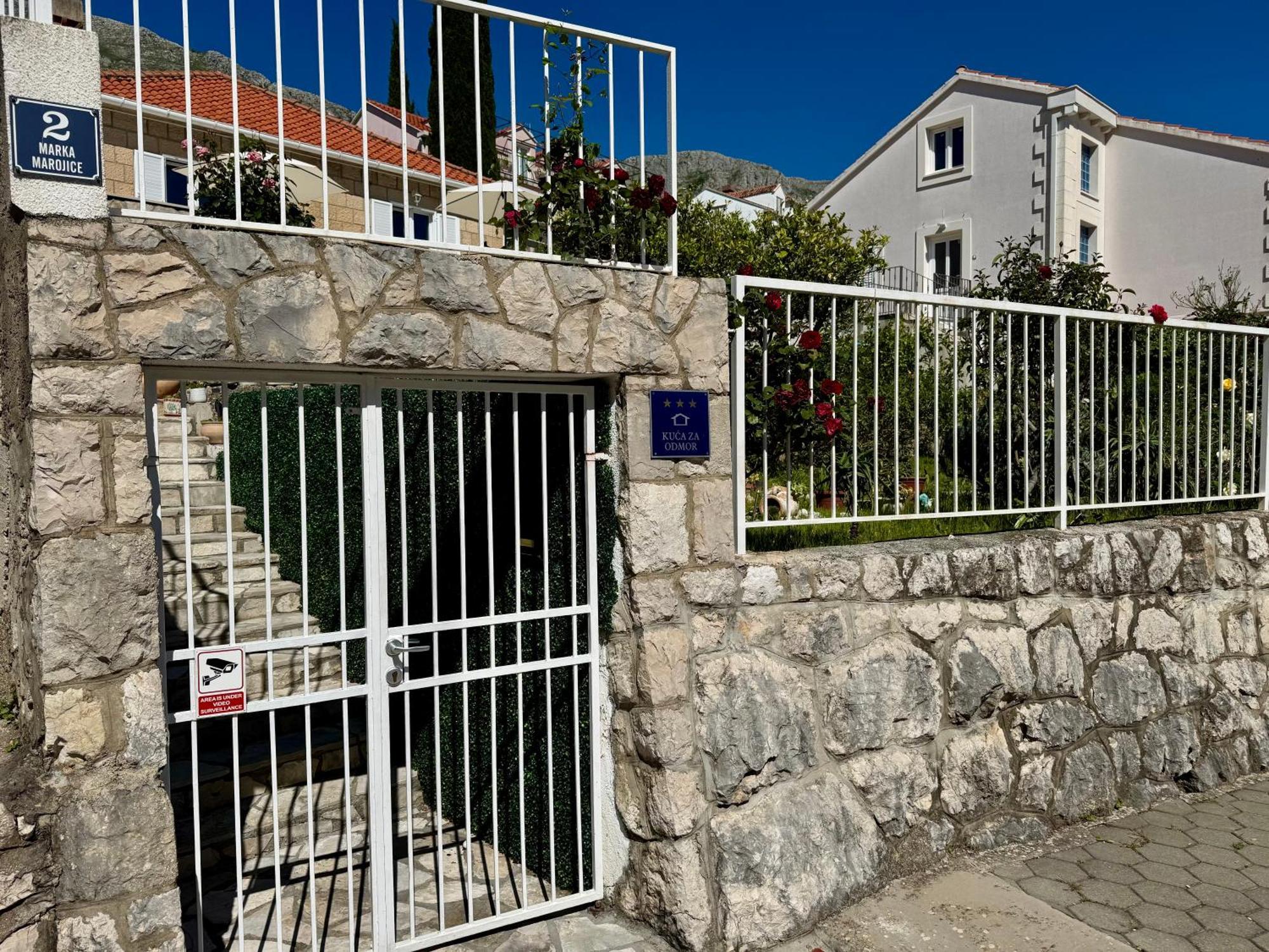 Holiday Home Lungo Mare Mlini Dış mekan fotoğraf