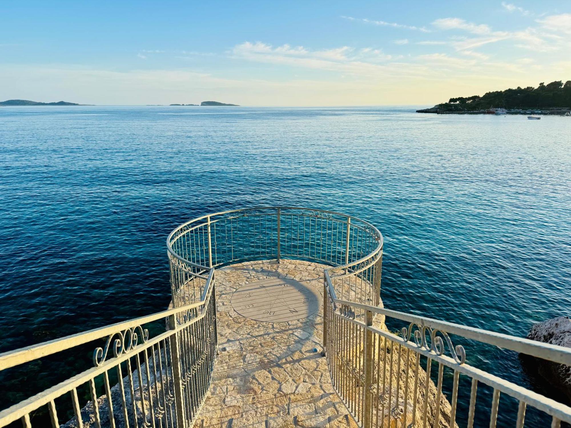 Holiday Home Lungo Mare Mlini Dış mekan fotoğraf