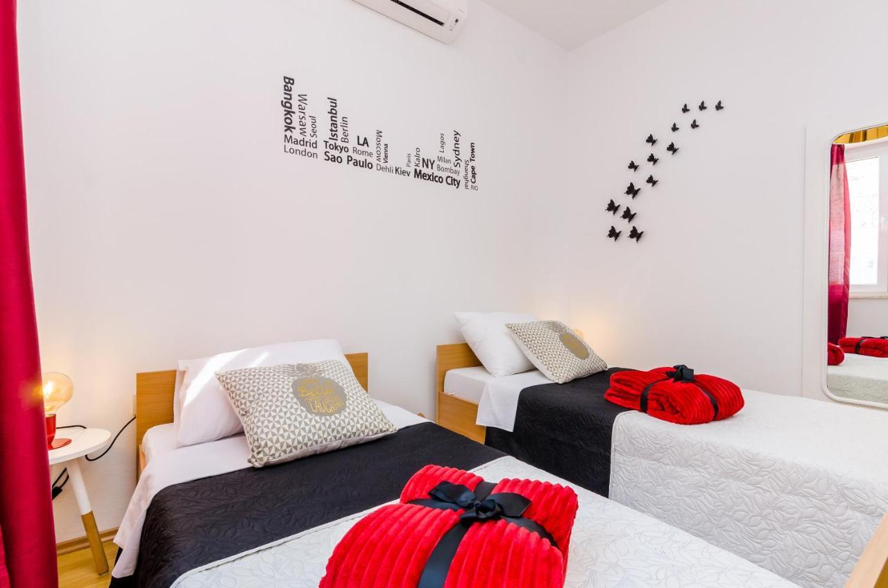 Holiday Home Lungo Mare Mlini Dış mekan fotoğraf