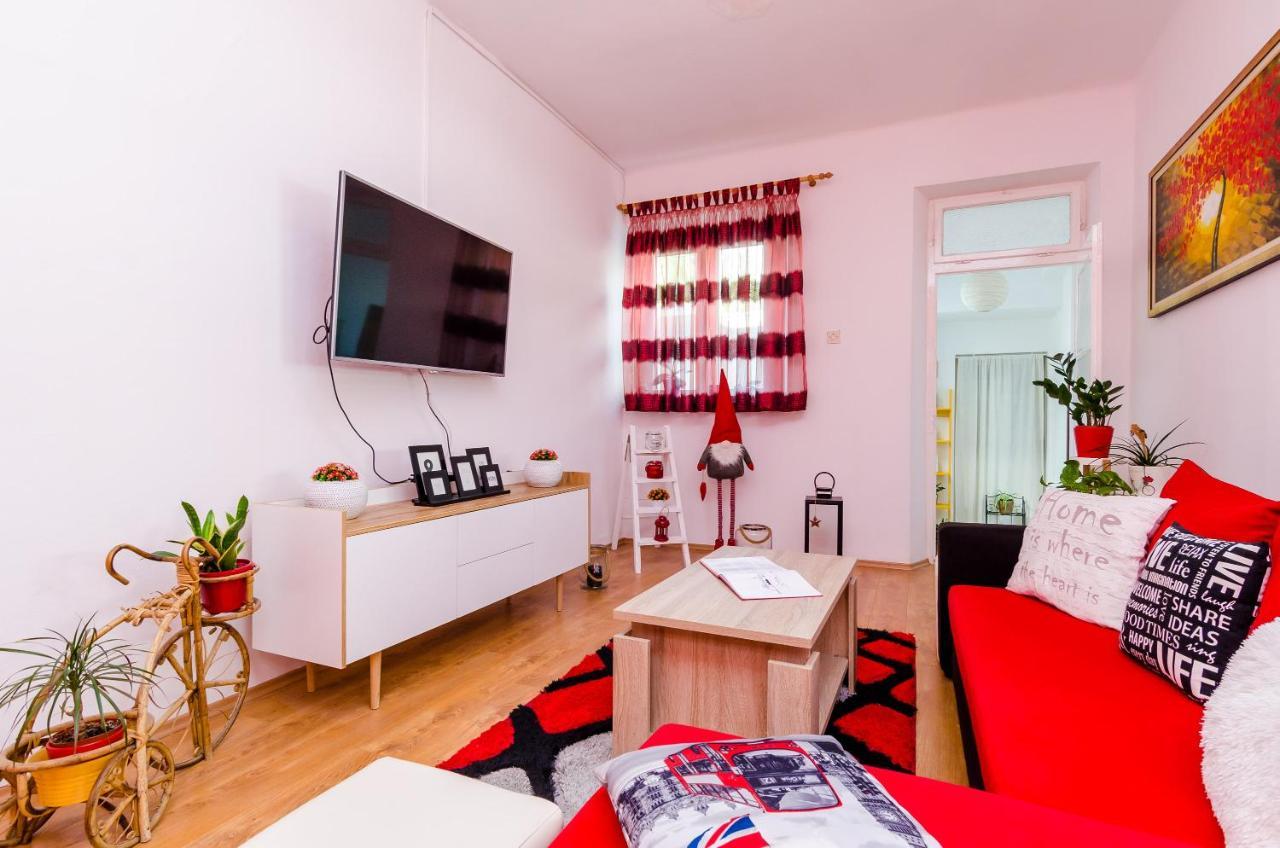 Holiday Home Lungo Mare Mlini Dış mekan fotoğraf