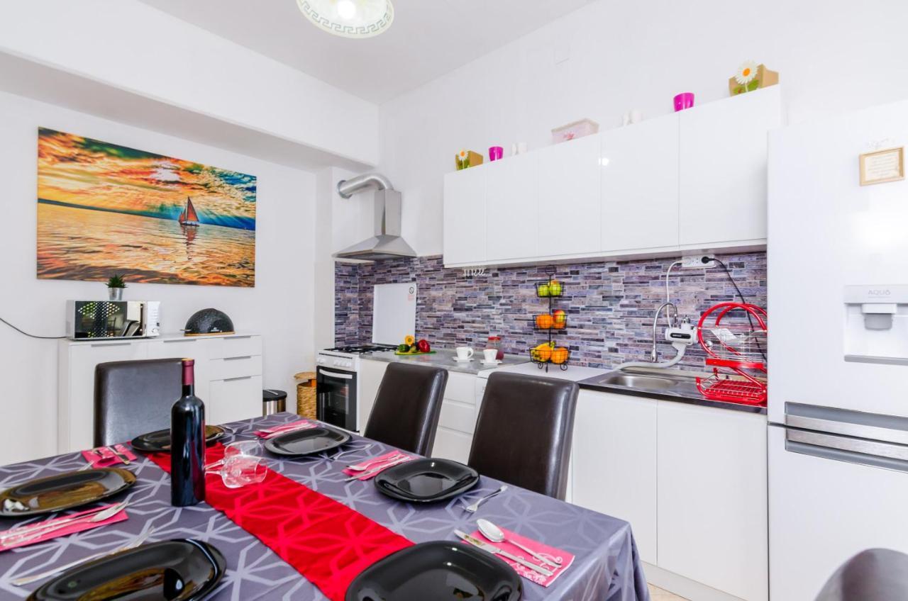 Holiday Home Lungo Mare Mlini Dış mekan fotoğraf