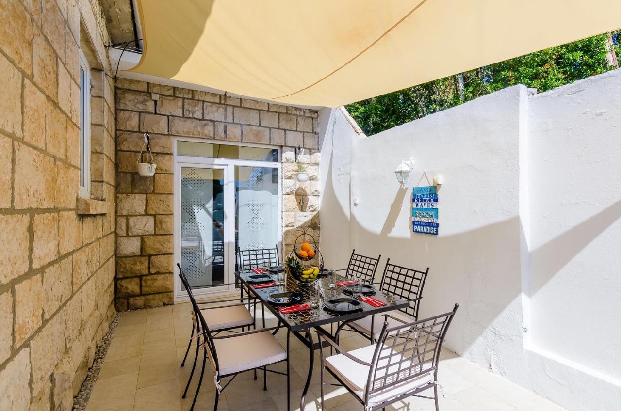 Holiday Home Lungo Mare Mlini Dış mekan fotoğraf