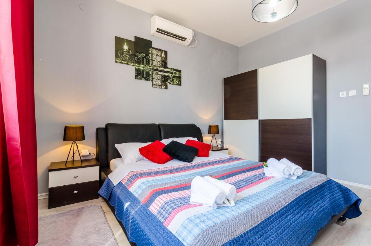 Holiday Home Lungo Mare Mlini Dış mekan fotoğraf